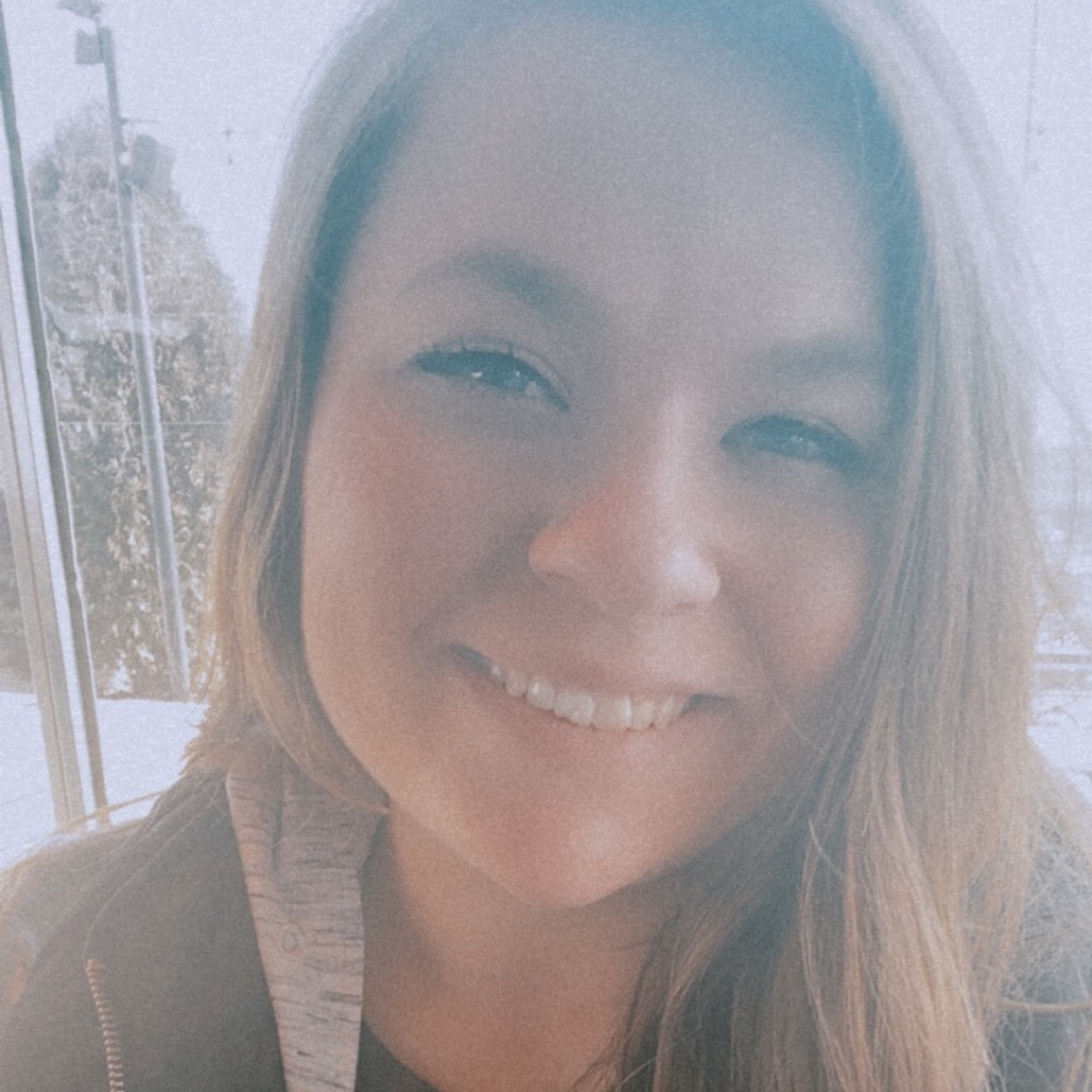 Meet your Posher, Hailey